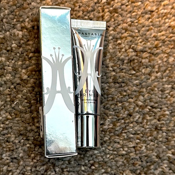 New With Box Anastasia Eye Primer - Picture 1 of 5
